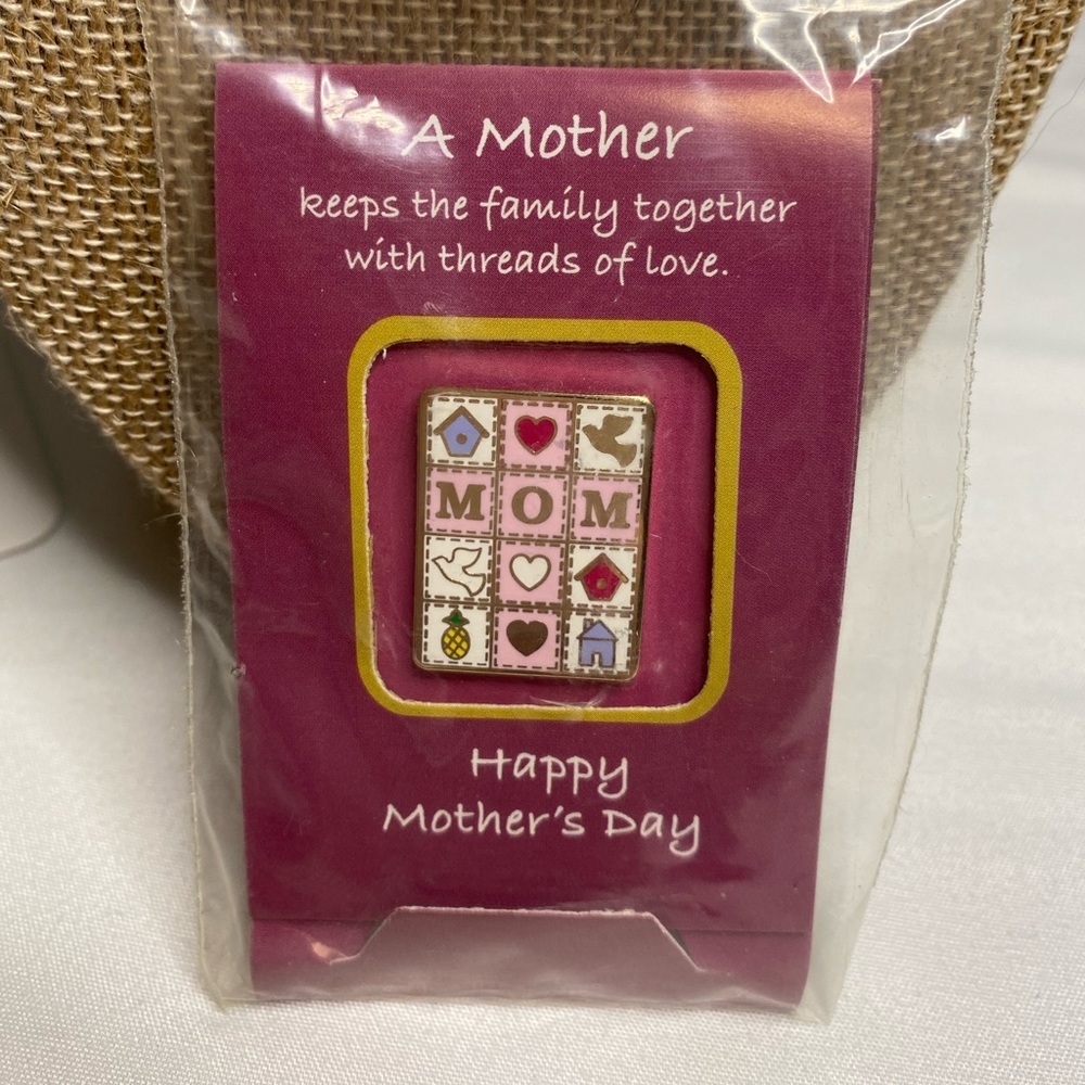 Vintage Mother's Day Metal Pin